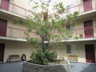 5257 Willowcrest Ave, North Hollywood CA  91601-5453 exterior