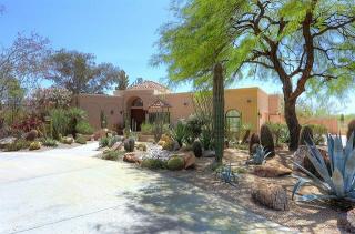 8265 Via Del Sol Dr, Scottsdale, AZ 85255-4900
