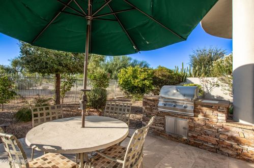 9918 79 Pl, Scottsdale AZ  85258-6502 exterior