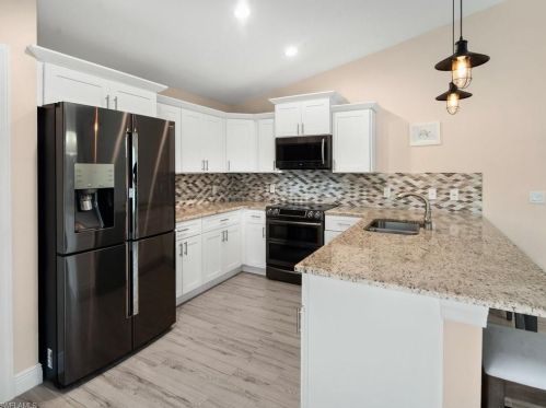 2465 50th Ave, Naples, FL 34120-1492