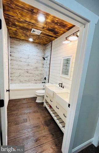 594 Baynesville Rd, Montross VA  22520-2325 exterior