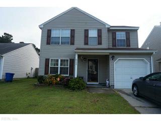 322 Circuit Ln, Newport News VA  23608-4913 exterior