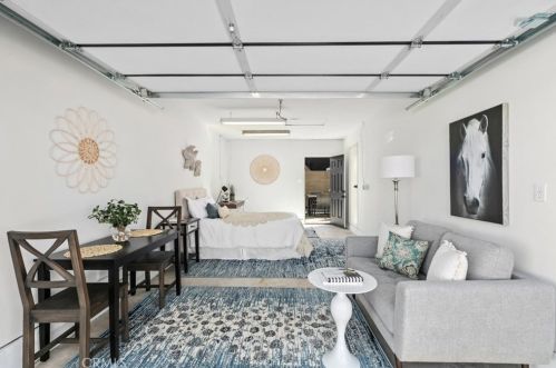 4015 Palmyra Ave, Orange CA  92869-3925 exterior