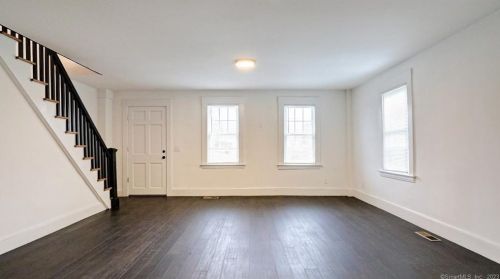3 Prospect St, Milford CT  06460-4802 exterior