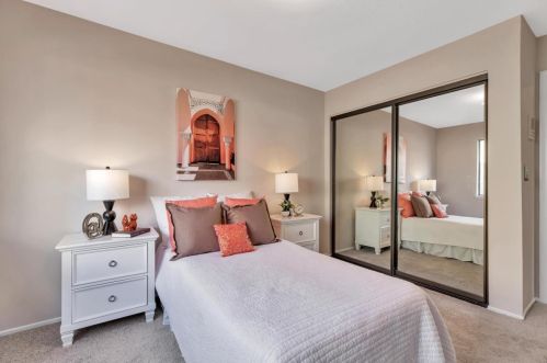 1066 Cross Springs Ct, San Jose CA  95120-1516 exterior