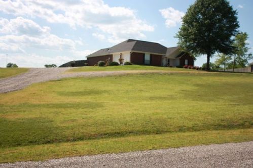 115 Stone Lake Rd, Nashville, AR 71852-3740