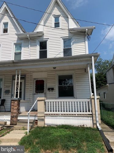 2446 Elm St, Harrisburg, PA 17103-2062