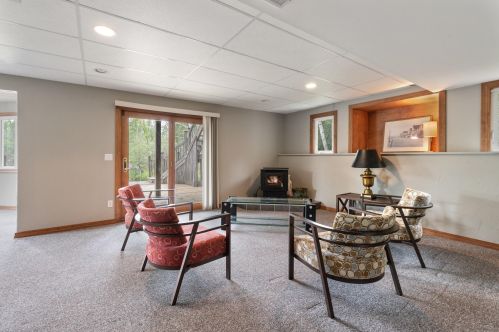 1016 Wallace Lake Rd, West Bend WI  53090-8943 exterior