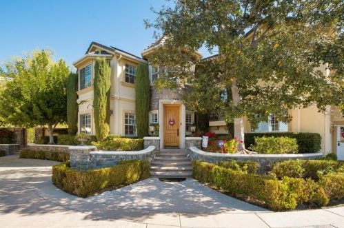 40 Cambridge Ct, Trabuco Canyon, CA 92679-4718