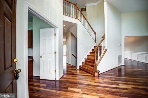 12723 Mill Heights Ct, Herndon, VA 20171-4903