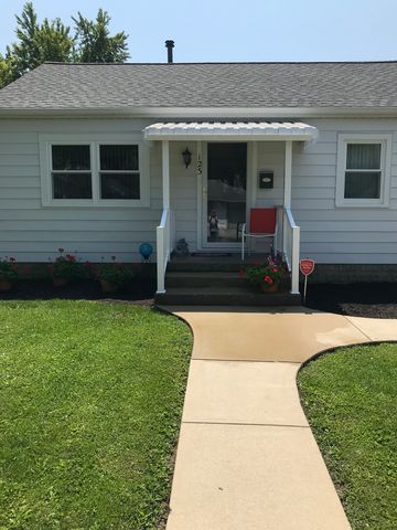 123 Jackson St, Tipton, IN 46072-2027