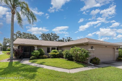 1593 Independence Ave, Melbourne, FL 32940-6815