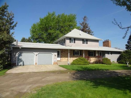 1766 230th St, Williamsburg, IA 52361-8550