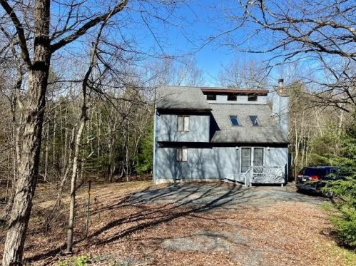 7 Drakes Dr, Jim Thorpe, PA 18229-2711