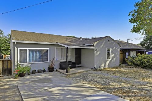 164 Marks Blvd, West Pittsburg, CA 94565-6516