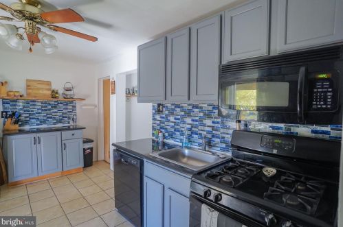 132 Viaduct Ave, Downingtown PA  19335-2847 exterior