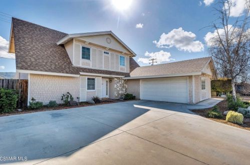 2568 Morley St, Simi Valley, CA 93065-3704