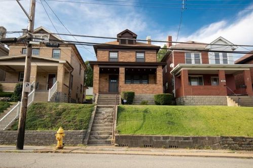 1449 Brookline Blvd, Pittsburgh, PA 15226-1944