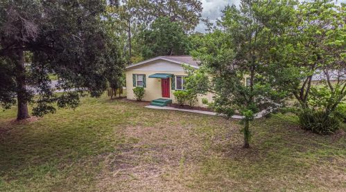5995 59th Way, Saint Petersburg FL  33709-1833 exterior