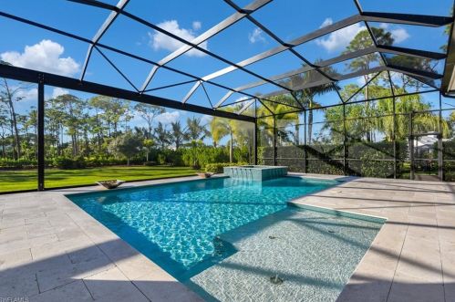 263 Ridge Dr, Naples, FL 34108-2902