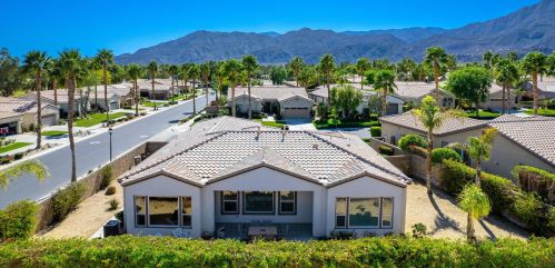 81326 Golden Barrel Way, La Quinta CA  92253-9325 exterior