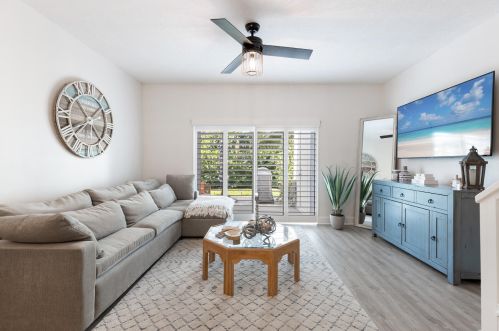 826 Kokomo Key Ln, Delray Beach FL  33483-6027 exterior