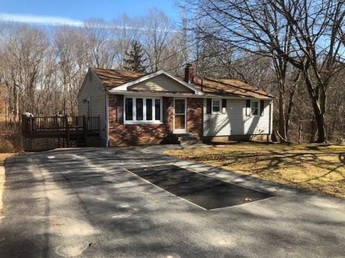 44 Patton St, Coventry, RI 02816-7422