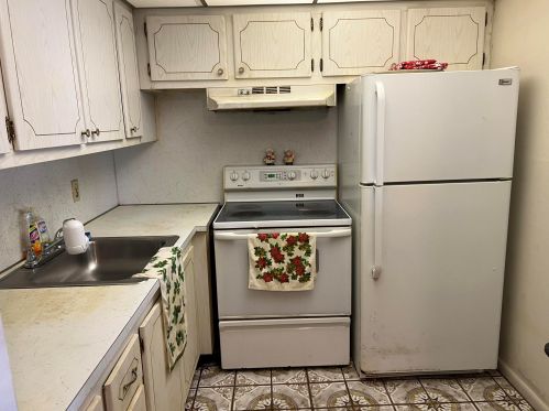 57 Cambridge C, West Palm Beach, FL 33417-1310