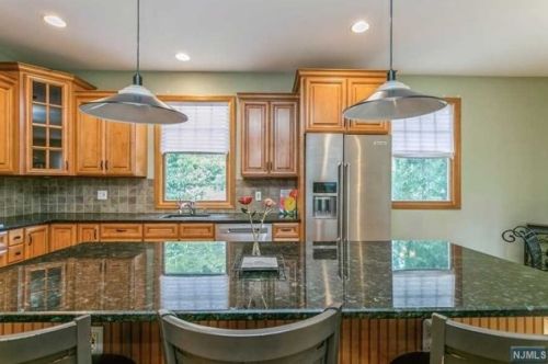 35 Boulevard, Westwood NJ  07675-2042 exterior