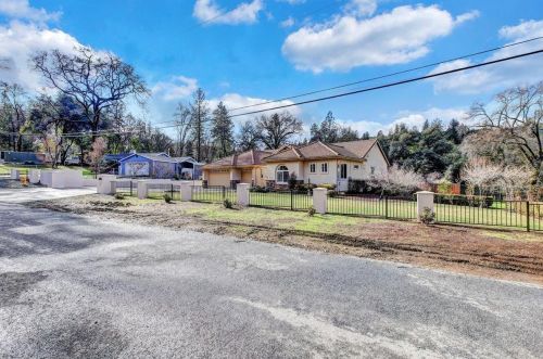 18959 Siesta Dr, Lake Wildwood CA  95946-8917 exterior