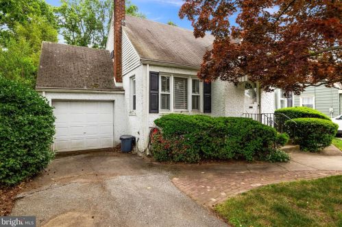 1612 Chestnut Ave, Haddon Heights, NJ 08035-1506