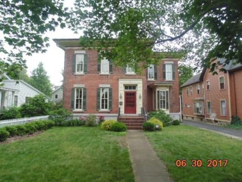 121 Main St, Canandaigua NY  14424-1224 exterior