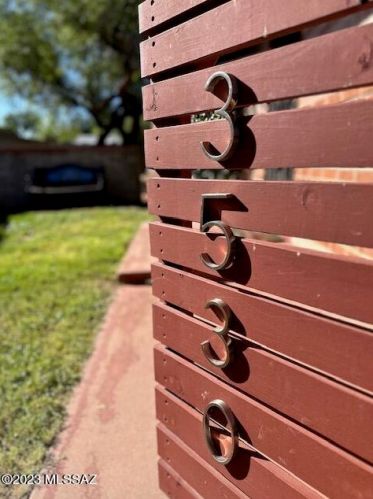 3530 Hampton St, Tucson, AZ 85716-2916
