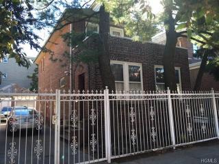 4066 Lowerre Pl, Bronx, NY 10466-3809