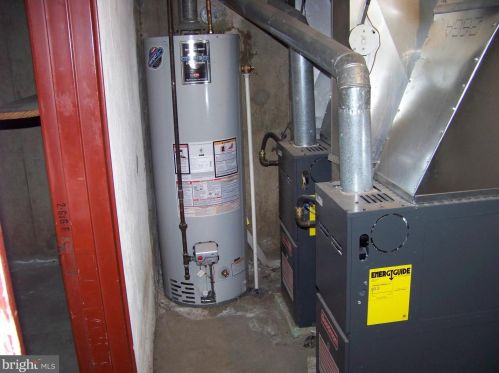 607 Hamilton St, Norristown PA 19401-4234 exterior