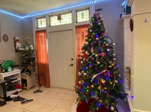 930 Maplewood Ave, Ambridge, PA 15003-2318