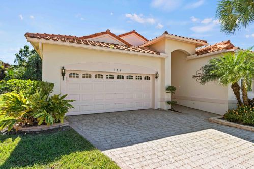 376 Castlemaine Ct, Fort Pierce, FL 34986-2633
