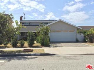 360 Carriagedale Dr, Long Beach, CA 90745-5716