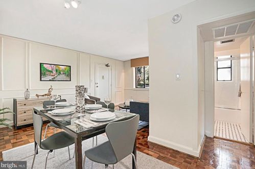 3829 Davis Pl, Washington DC 20007-1336 exterior