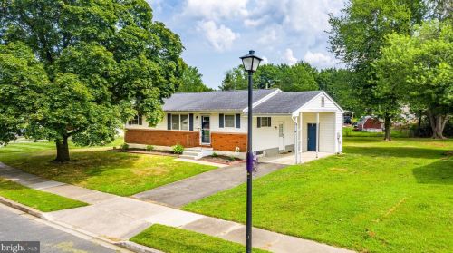 958 Buck Dr, Dover DE  19901-6650 exterior