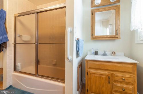 229 Morris Rd, Lansdale PA exterior