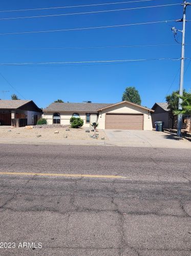 18225 31st Ave, Phoenix AZ  85053-1101 exterior