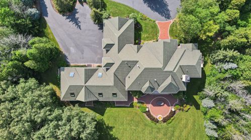 14250 Birchwood Ln, Thiensville, WI 53097-1710