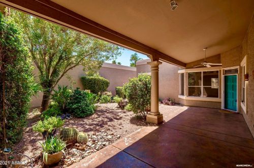 9251 Windrose Dr, Scottsdale, AZ 85260-8451