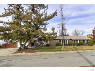 1000 Sunset Dr, Redlands CA  92373-6942 exterior