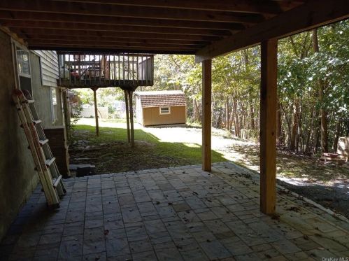 19 Franklin Pl, Washingtonville NY  10992-1354 exterior