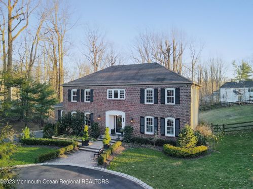 162 Borden Rd, Middletown NJ  07748-3050 exterior