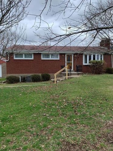 312 Frederick Dr, New Kensington, PA 15068-9764