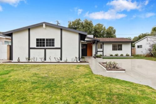 26611 Caballeta Dr, Santa Clarita, CA 91350-2310