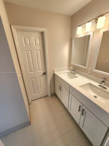 2210 145th Ave, Hollywood FL  33028-2866 exterior